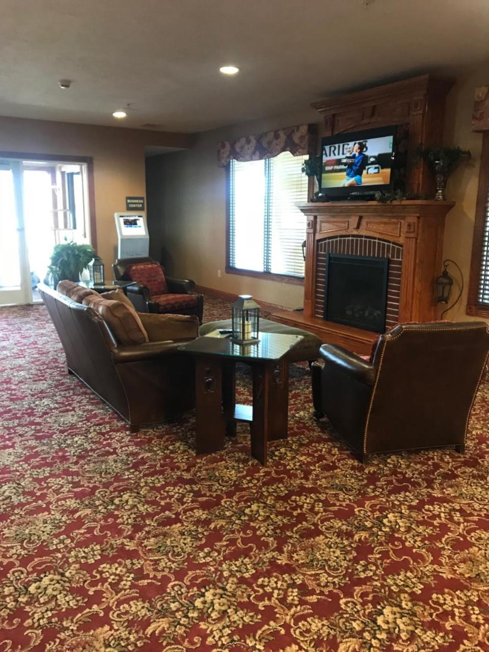 Randolph Inn And Suites Winchester Екстериор снимка